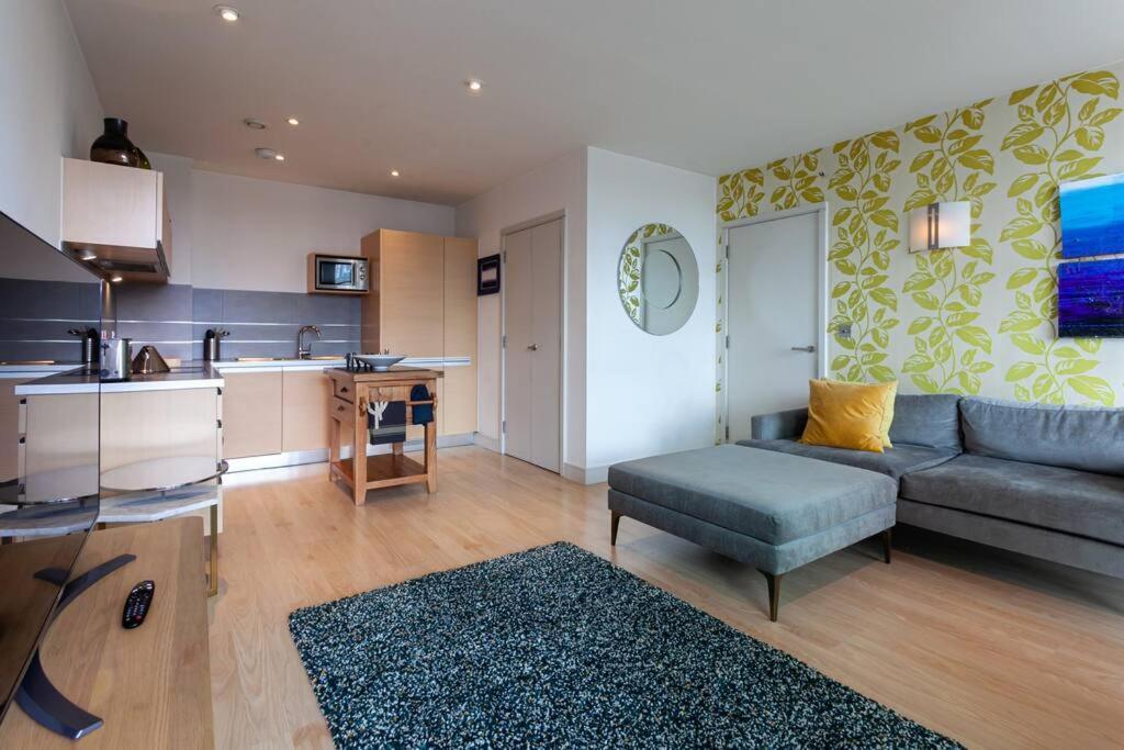 Iconic Luxury Manchester Apartment ภายนอก รูปภาพ