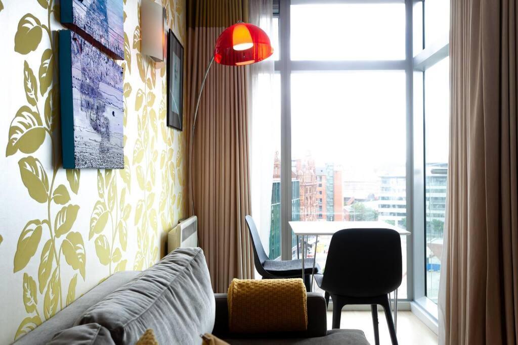 Iconic Luxury Manchester Apartment ภายนอก รูปภาพ